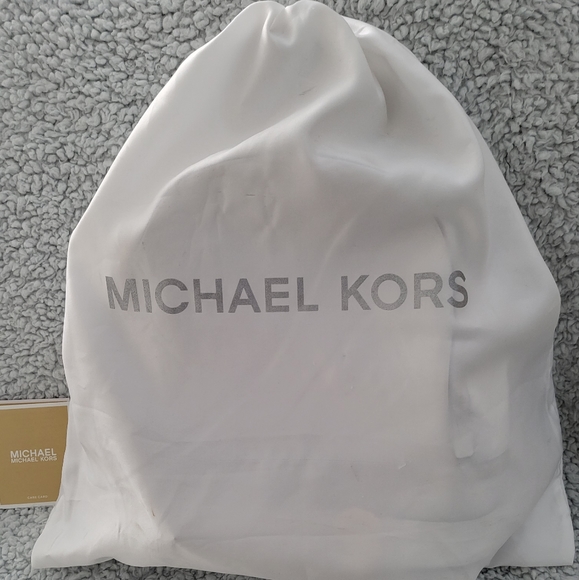 Michael Kors Rhea backpack - Picture 11 of 11